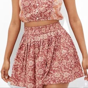American Eagle Floral Pleated Mini Skirt